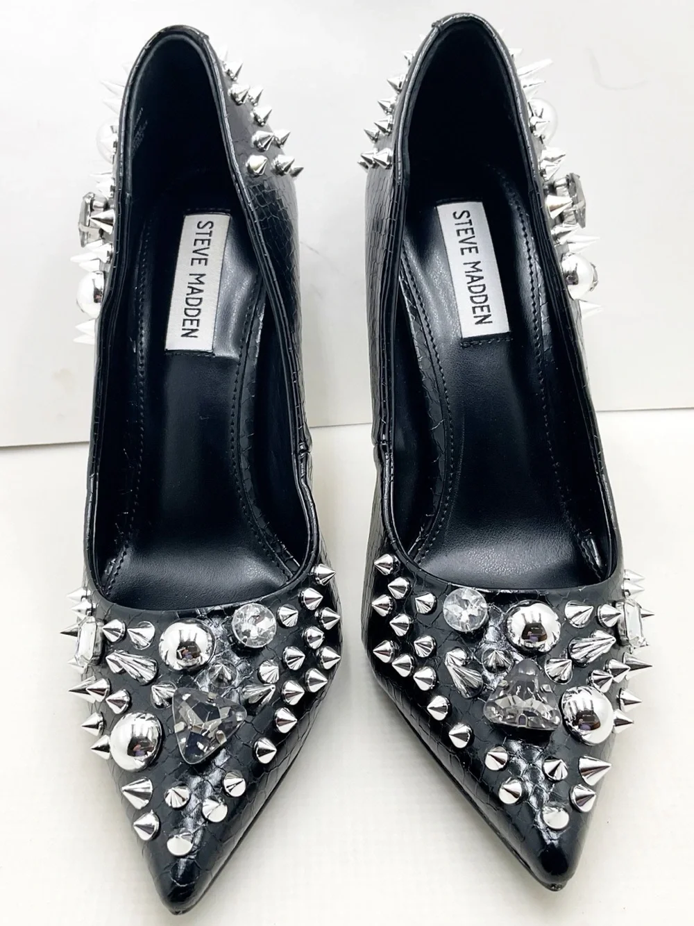 🆕{Steve Madden}Veronicka Spike & Crystal Embellished Pumps